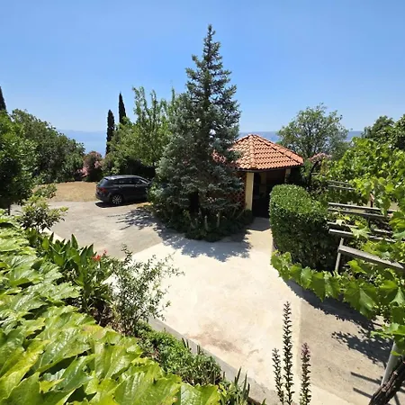 Blaz 3 - 5 Pax, Terrace With Sea View, 150 M From The Novi Vinodolski