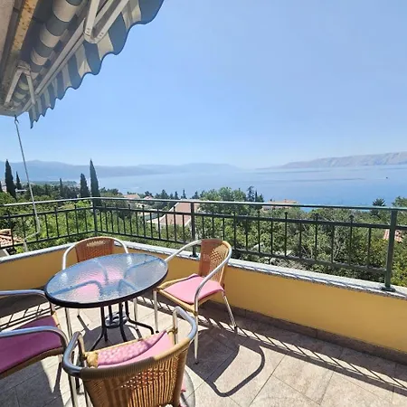 Blaz 3 - 5 Pax, Terrace With Sea View, 150 M From The