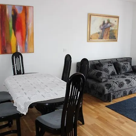 Blaz 3 - 5 Pax, Terrace With Sea View, 150 M From The Apartment *