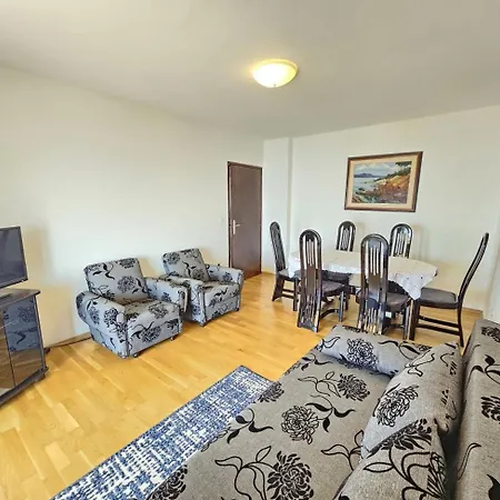 Blaz 3 - 5 Pax, Terrace With Sea View, 150 M From The Lejlighed