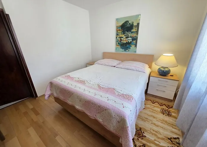 Blaz 3 - 5 Pax, Terrace With Sea View, 150 M From The 노비비노돌스키